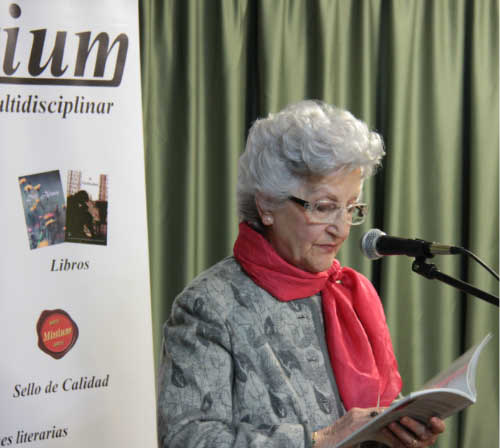 Presentación del poemario de Josefa García Vives