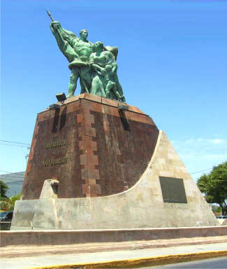 Monumento a lod fundadores de Nuevo Laredo - Nuevo Laredo, México